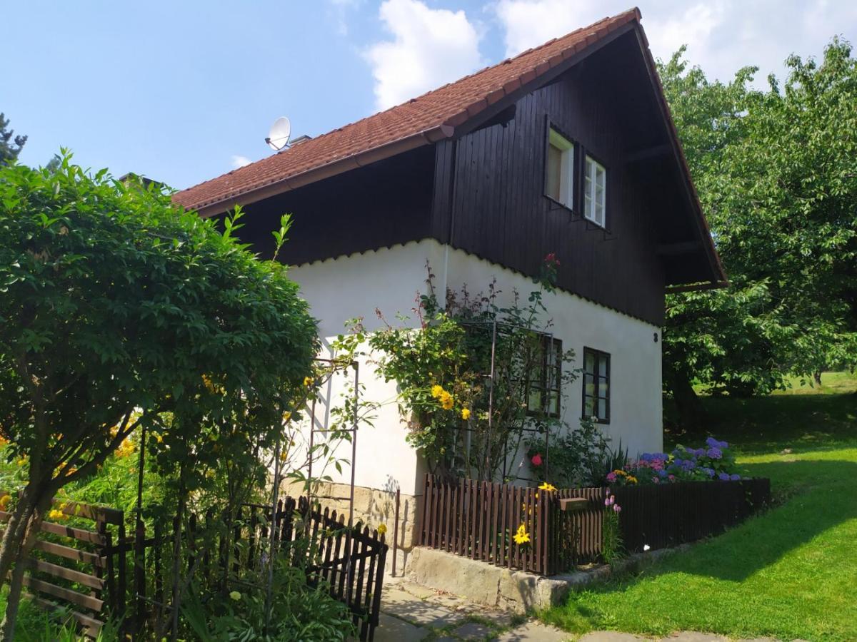 Ubytovani V Ceskem Raji Hotell Holín Exteriör bild