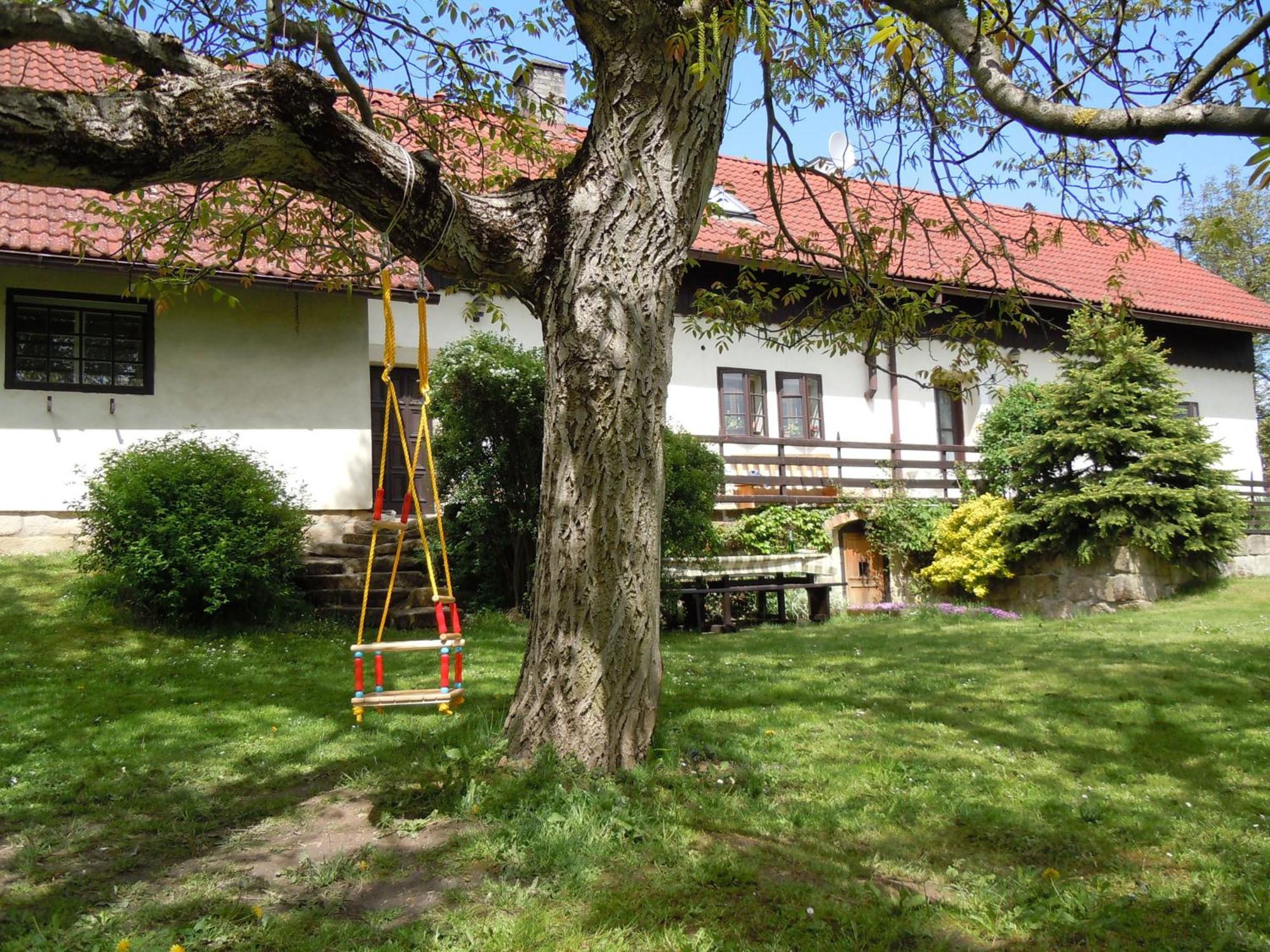 Ubytovani V Ceskem Raji Hotell Holín Exteriör bild