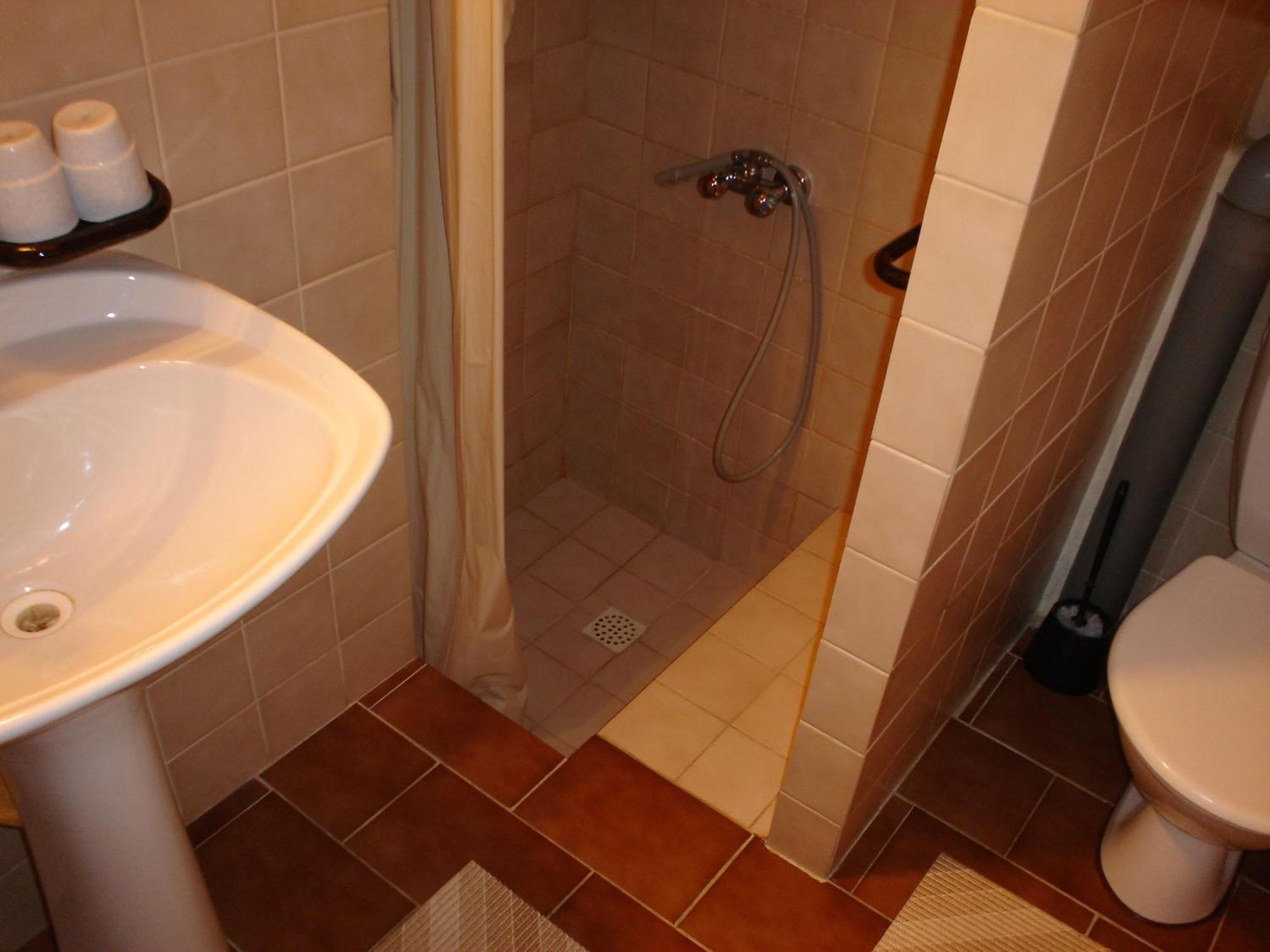 Ubytovani V Ceskem Raji Hotell Holín Exteriör bild